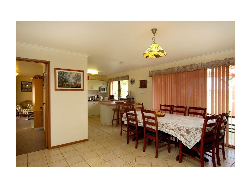 11 McCallum Road, Inverleigh VIC 3321