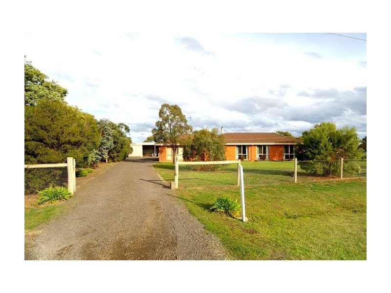 11 McCallum Road, Inverleigh VIC 3321