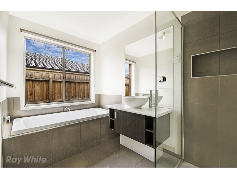 34 Hamish Drive, Bannockburn VIC 3331