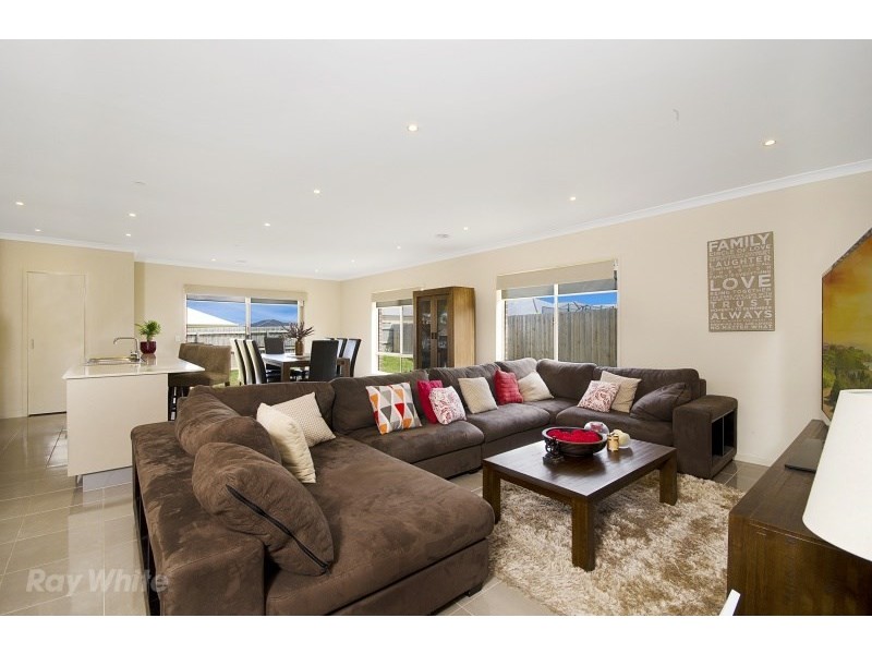 19 Hamish Drive, Bannockburn VIC 3331