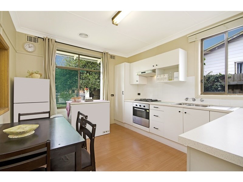 9 Watsonia Grove, Norlane VIC 3214