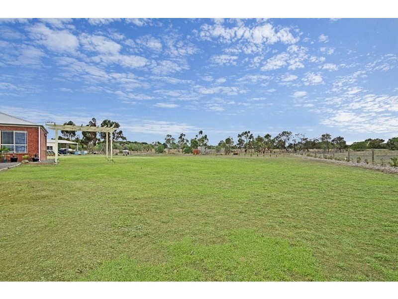 101 Yverdon Drive, Bannockburn VIC 3331