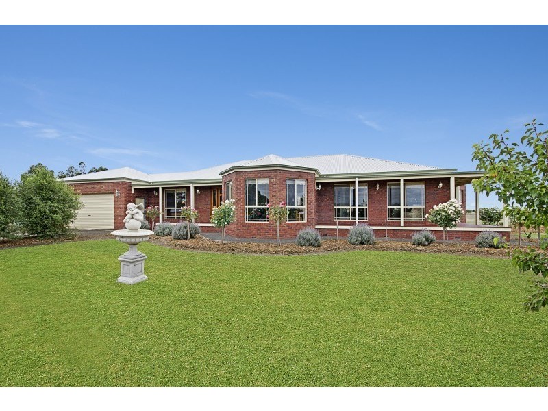 101 Yverdon Drive, Bannockburn VIC 3331