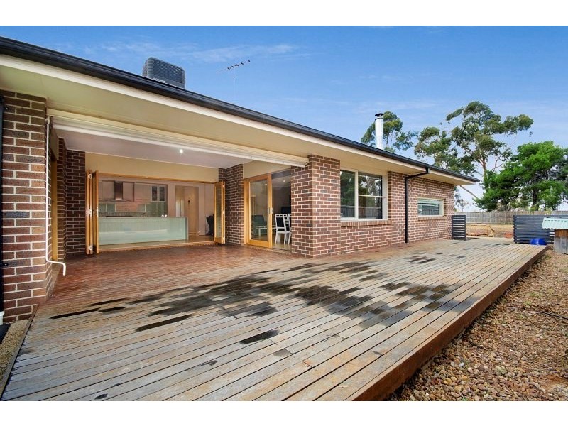 6 Kintyre Court, Bannockburn VIC 3331