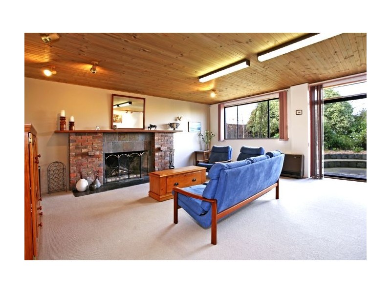 1 Highton Court, Highton VIC 3216