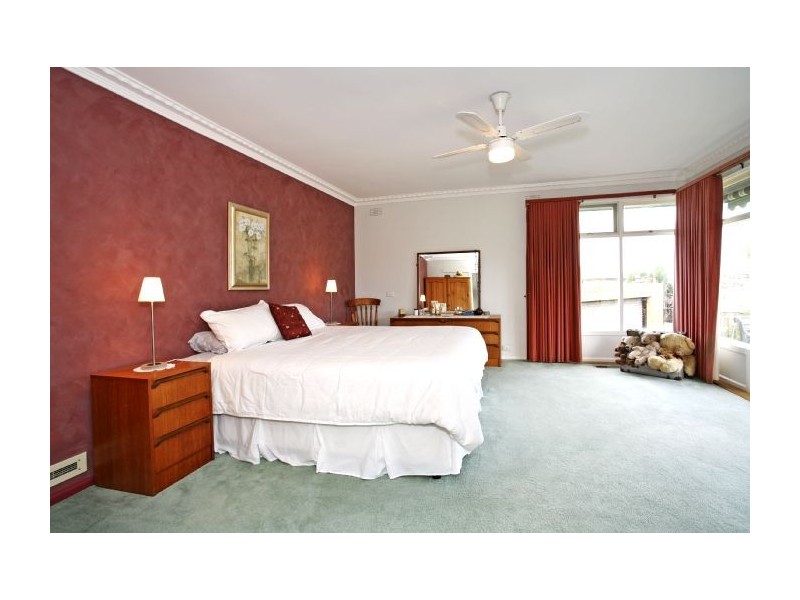 1 Highton Court, Highton VIC 3216