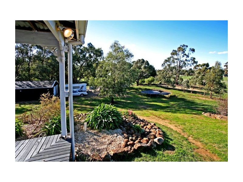 1124 Bannockburn-Shelford Road, Teesdale VIC 3328