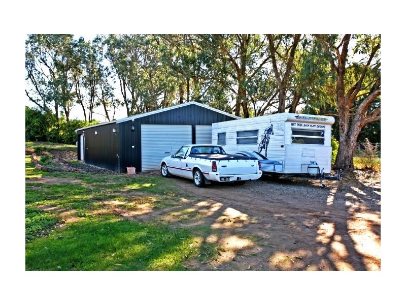 1124 Bannockburn-Shelford Road, Teesdale VIC 3328