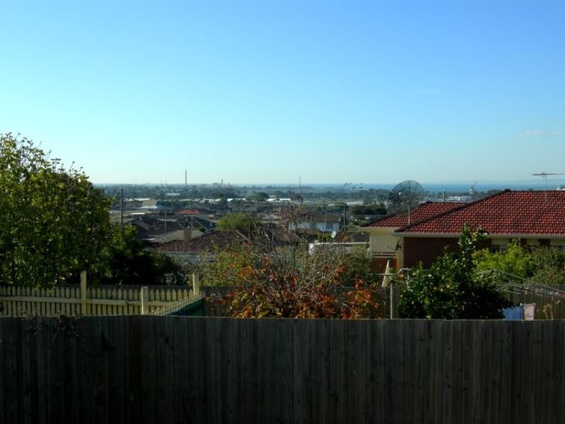 8 Fairy Street, Bell Post Hill VIC 3215