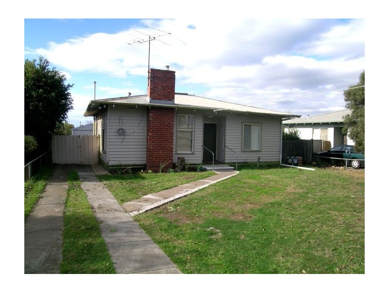 22 Stradbroke Street, Norlane VIC 3214