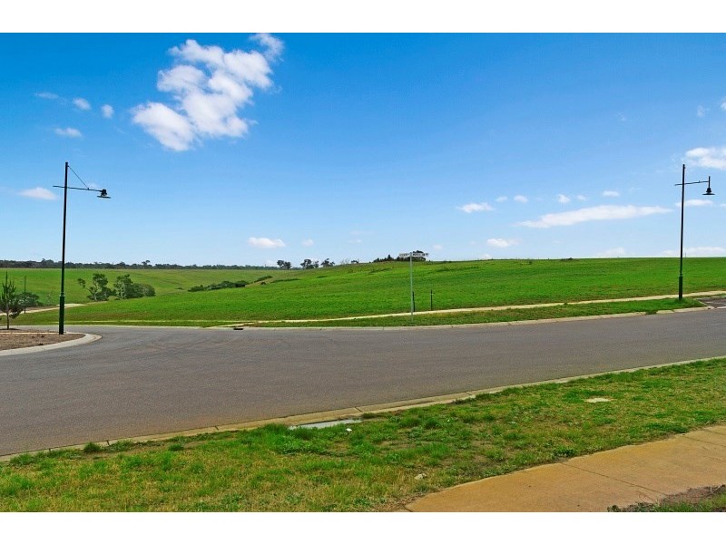 92 Moreillon Boulevard, Bannockburn VIC 3331