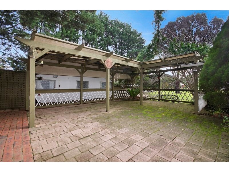 9 Bruce Street, Teesdale VIC 3328
