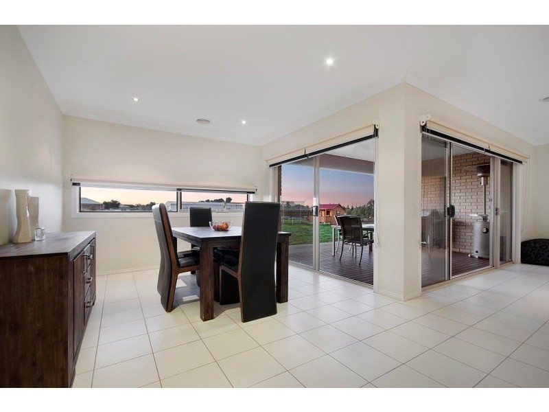 10 The Grange, Bannockburn VIC 3331