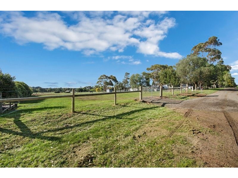Lot 2/1068 Bannockburn-Shelford Road, Teesdale VIC 3328