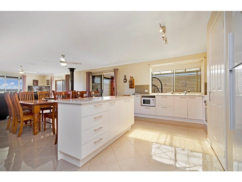 73 Moreillon Boulevard, Bannockburn VIC 3331