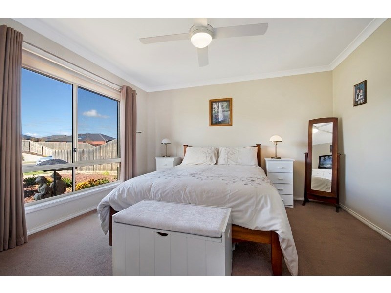 73 Moreillon Boulevard, Bannockburn VIC 3331