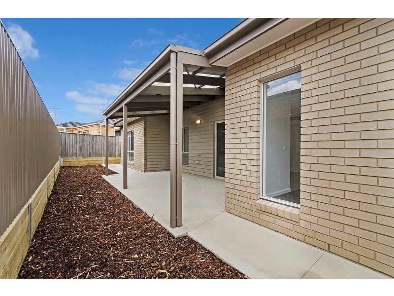 Unit 4/19 Burnside Road, Bannockburn VIC 3331