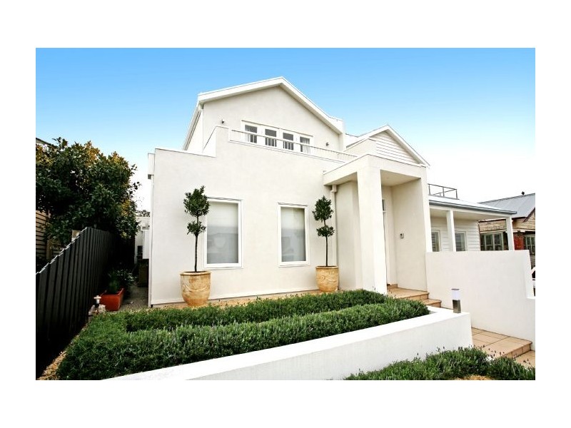 2/84 Nicholas Street, Newtown VIC 3220