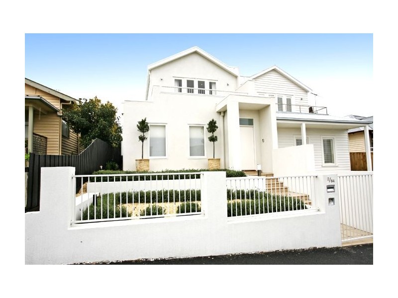 2/84 Nicholas Street, Newtown VIC 3220