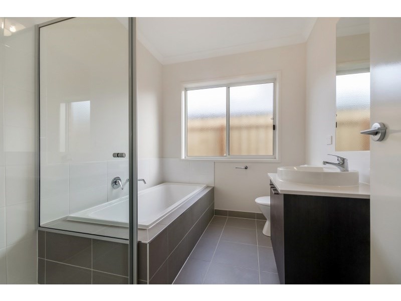 2 Knowles Court, Bannockburn VIC 3331