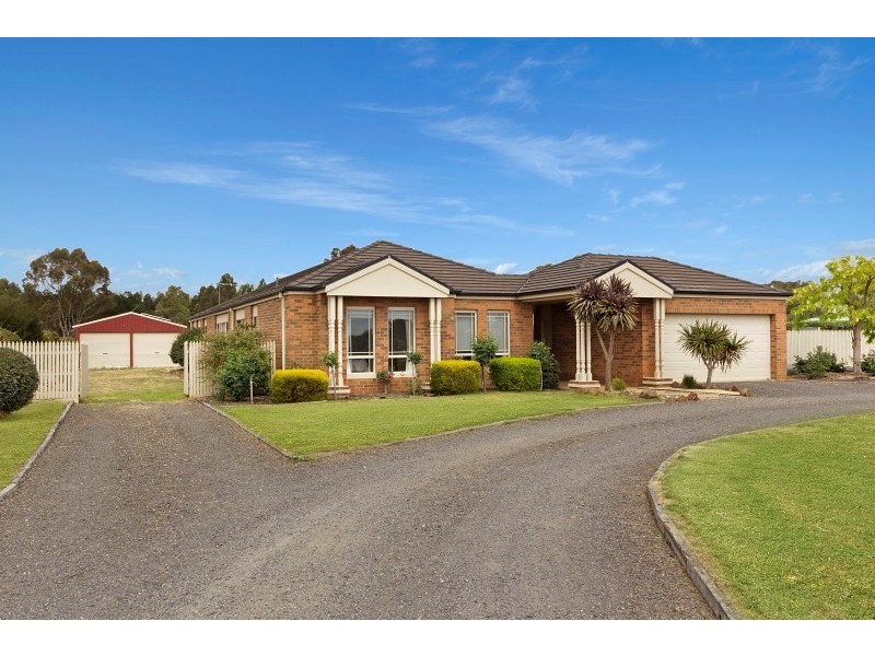 15 Lucien Place, Bannockburn VIC 3331