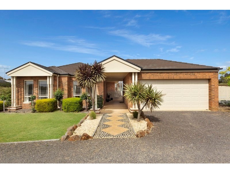 15 Lucien Place, Bannockburn VIC 3331