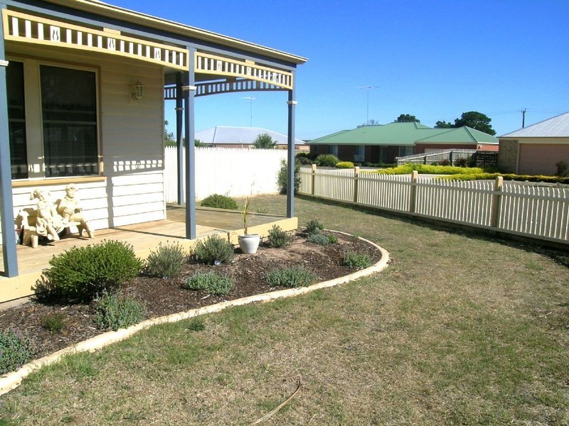 23 James Place, Bannockburn VIC 3331