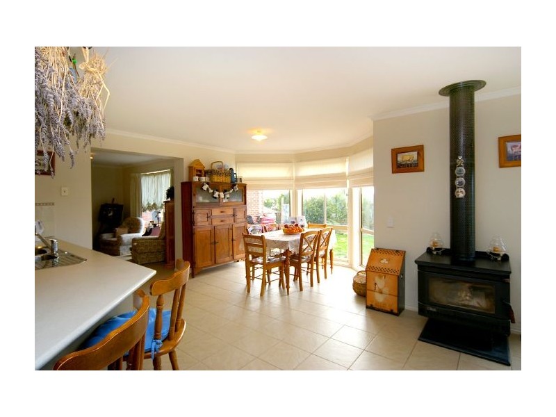 14 Inverlochy Drive, Bannockburn VIC 3331