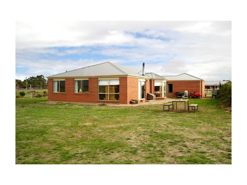 14 Inverlochy Drive, Bannockburn VIC 3331