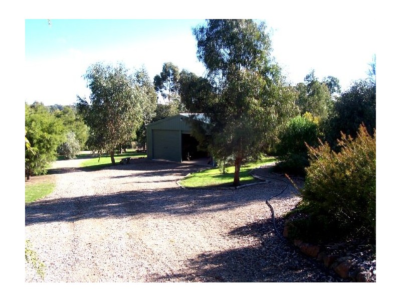 23 Sutherland Street, Teesdale VIC 3328