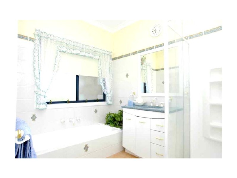 3 Marrabah Cresent, Teesdale VIC 3328