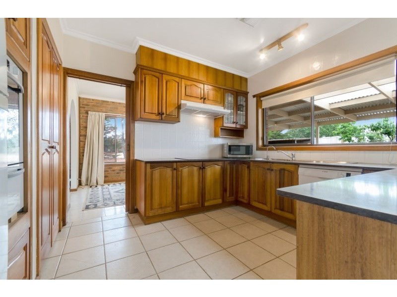 27 Steddy Road, Lethbridge VIC 3332