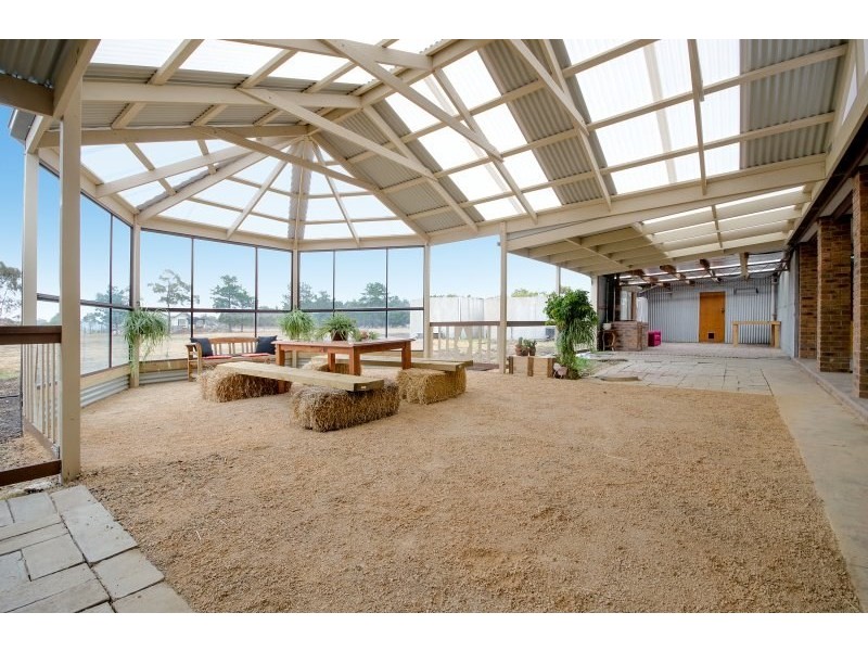 27 Steddy Road, Lethbridge VIC 3332