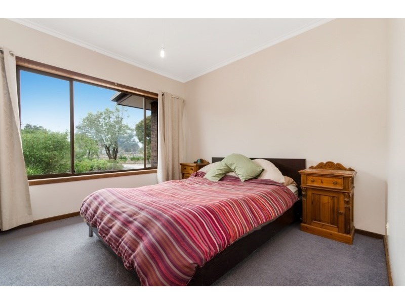 27 Steddy Road, Lethbridge VIC 3332