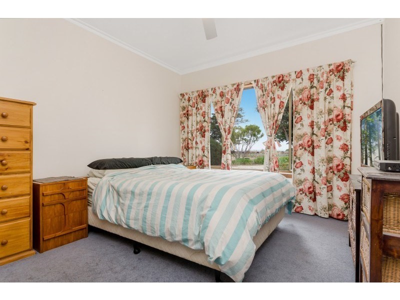 27 Steddy Road, Lethbridge VIC 3332