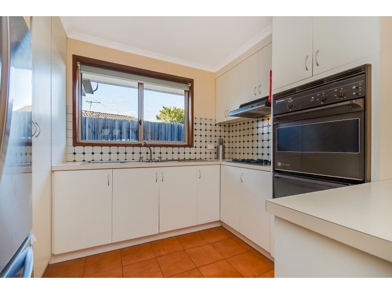 4 Grange Court, Corio VIC 3214