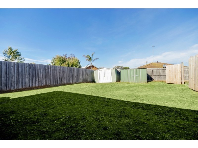 4 Grange Court, Corio VIC 3214