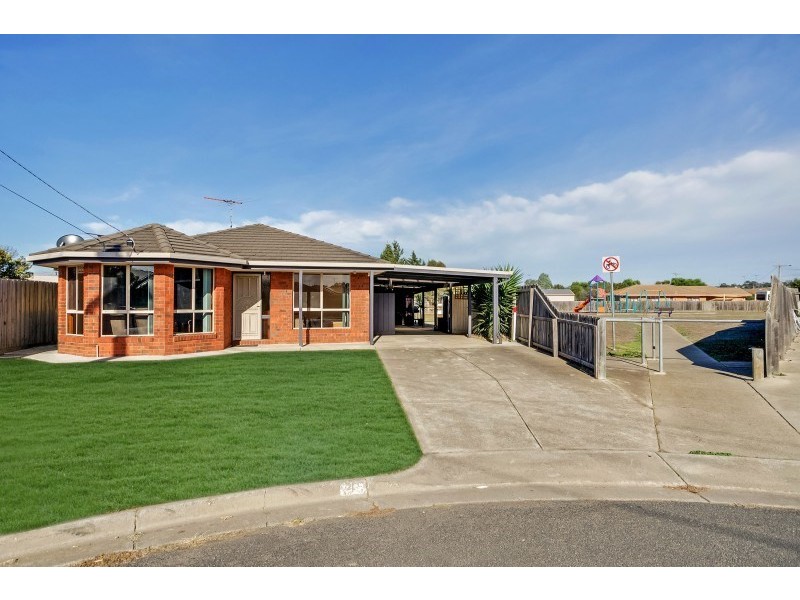 4 Grange Court, Corio VIC 3214