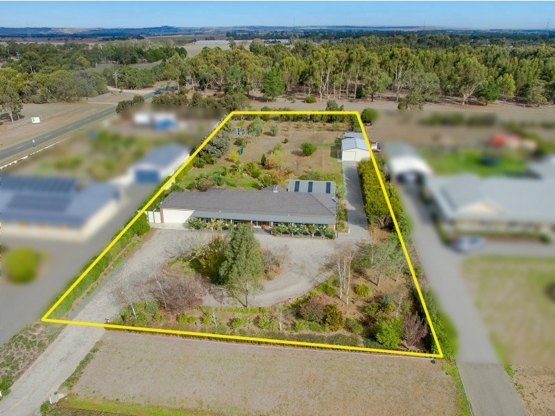 5 Lucien Place, Bannockburn VIC 3331