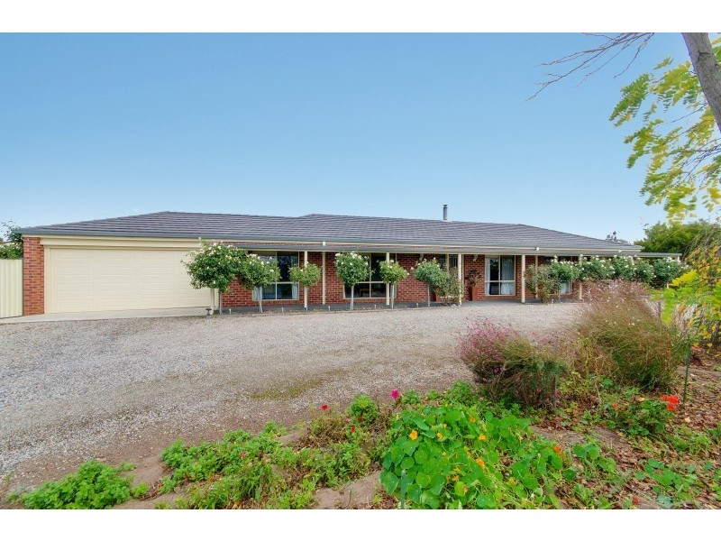 5 Lucien Place, Bannockburn VIC 3331