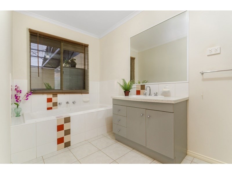 5 Lucien Place, Bannockburn VIC 3331
