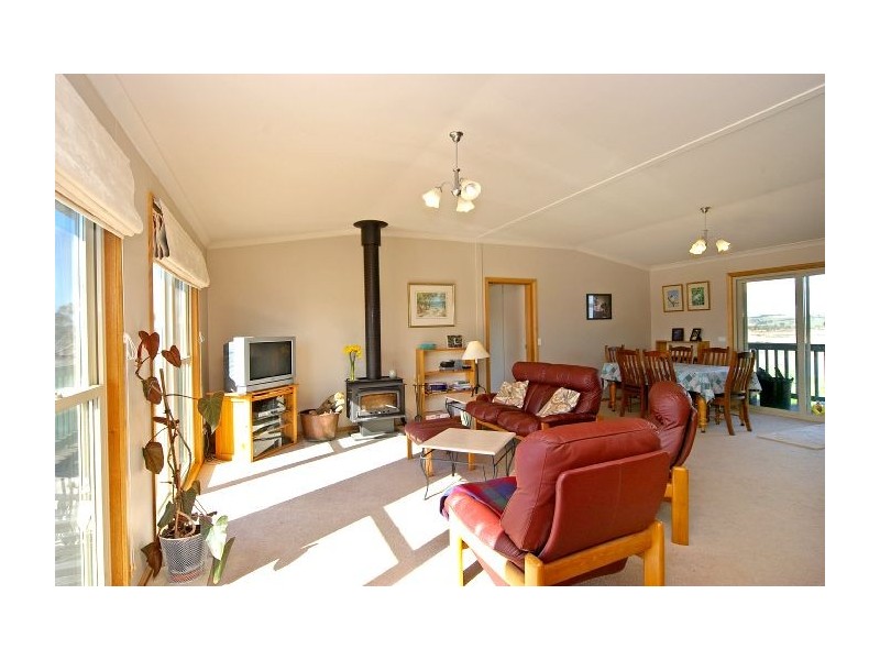 1098 Hamilton Highway, Stonehaven VIC 3221