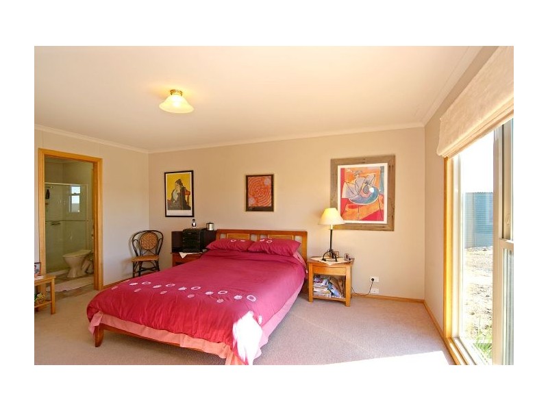 1098 Hamilton Highway, Stonehaven VIC 3221