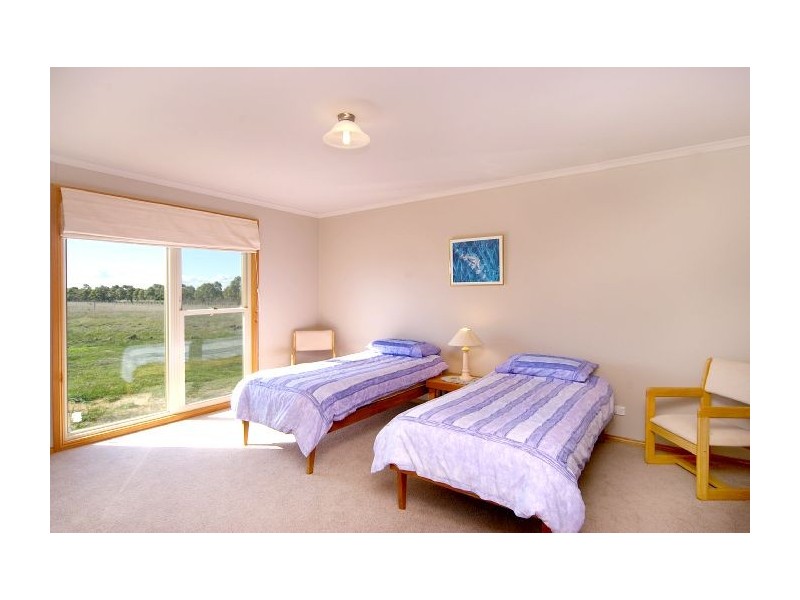 1098 Hamilton Highway, Stonehaven VIC 3221