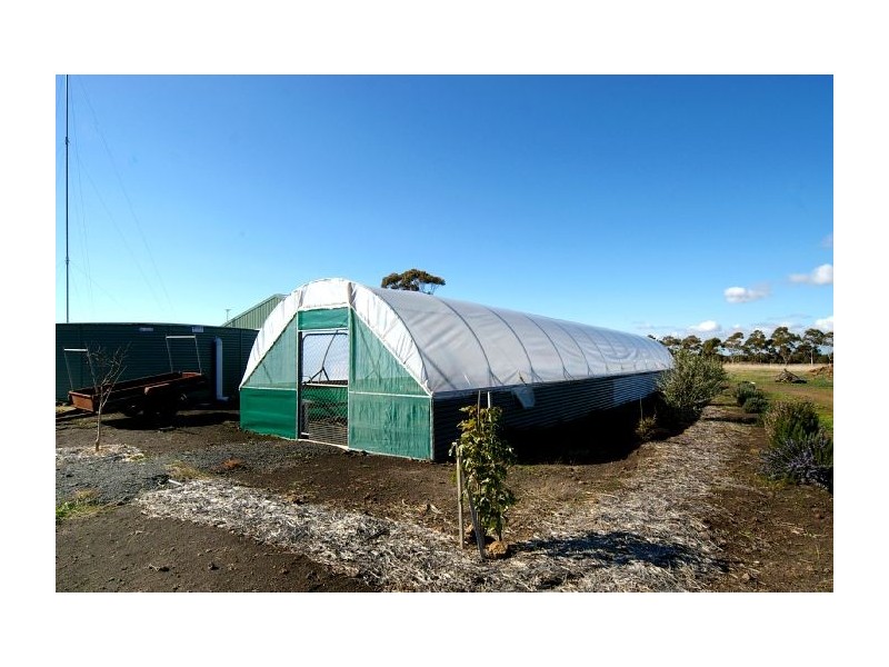 1098 Hamilton Highway, Stonehaven VIC 3221