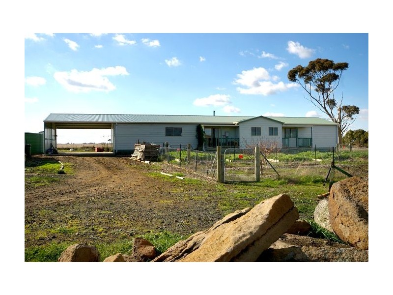 1098 Hamilton Highway, Stonehaven VIC 3221