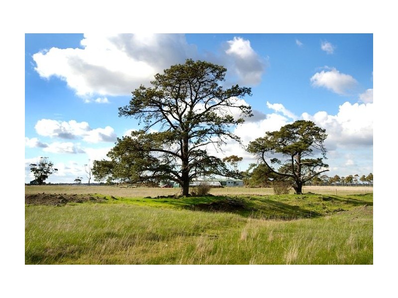 1098 Hamilton Highway, Stonehaven VIC 3221