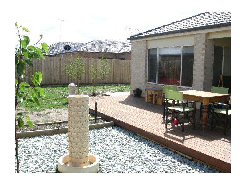 11 Darriwell Drive, Bannockburn VIC 3331