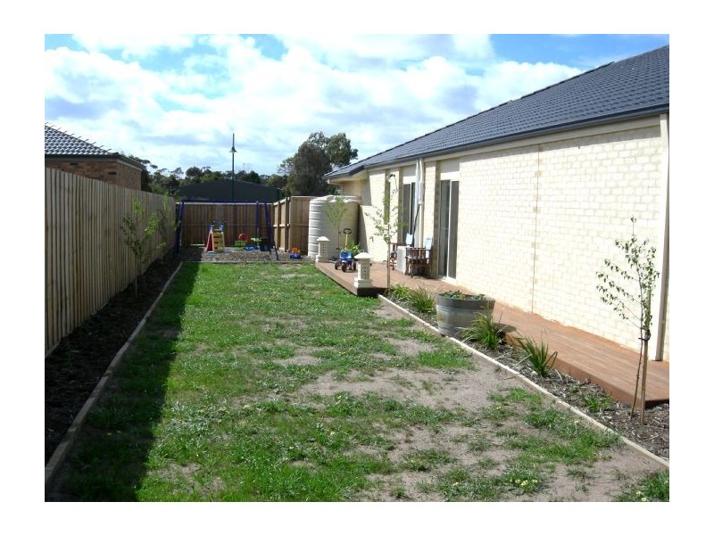 11 Darriwell Drive, Bannockburn VIC 3331