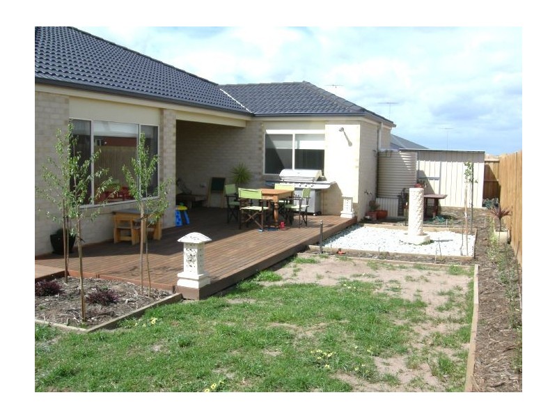 11 Darriwell Drive, Bannockburn VIC 3331